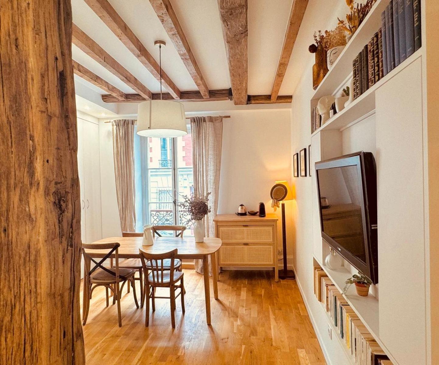 Charmant Appartement Au Coeur De Montmartre! París Exterior foto